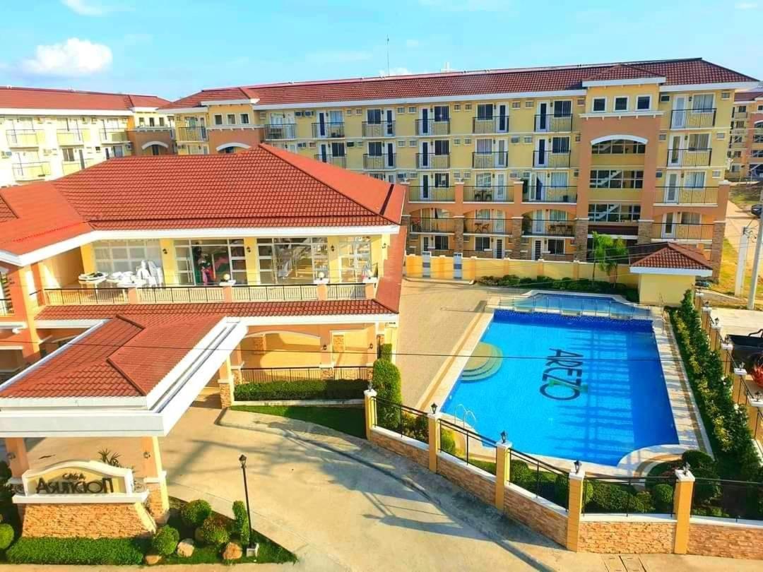 Appartamento Arezzo Davao Near Sm Lanang & Airport Esterno foto