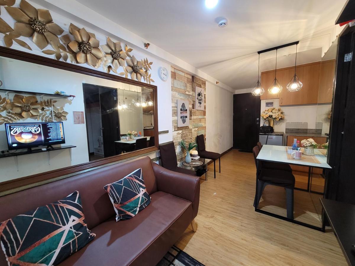 Appartamento Arezzo Davao Near Sm Lanang & Airport Esterno foto